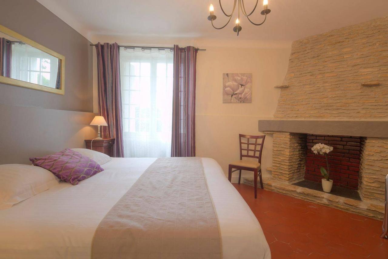 Hotel La Hoirie Sarlat-la-Caneda Exterior photo